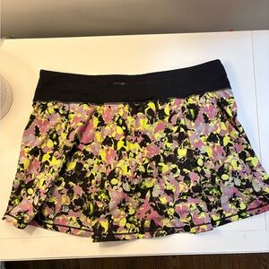 Rare Print Lululemon Athletica Black and Neon Floral Tennis Skirt EUC
